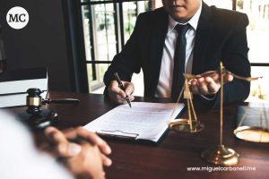 abogados